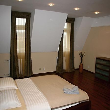 Apartman Dr. Engla Karlovy Vary Cameră foto